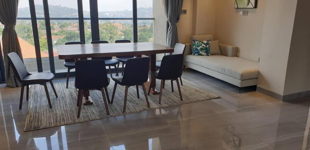 Zara Garden Hotel And Apartments Кампала Екстериор снимка