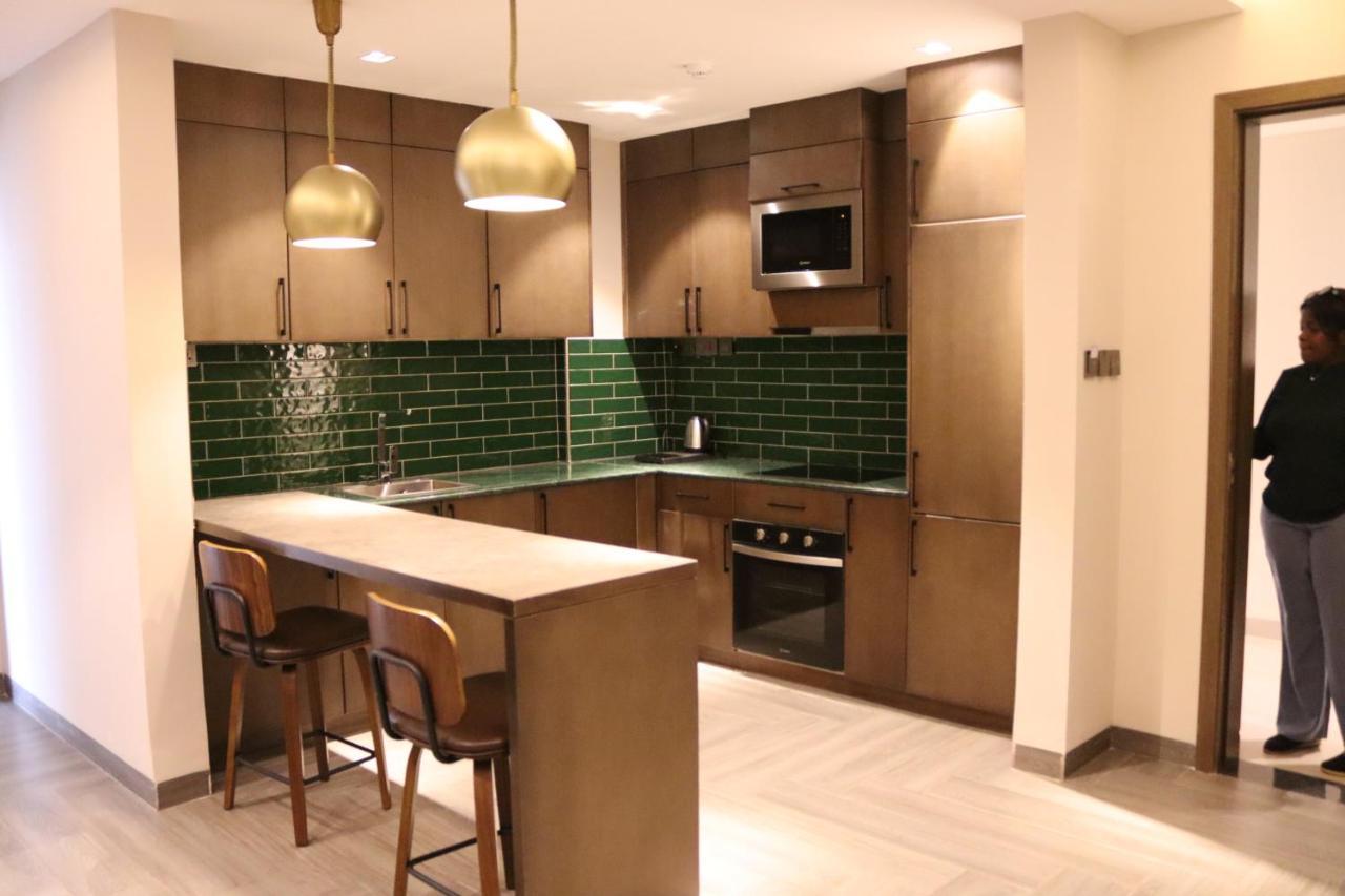 Zara Garden Hotel And Apartments Кампала Екстериор снимка
