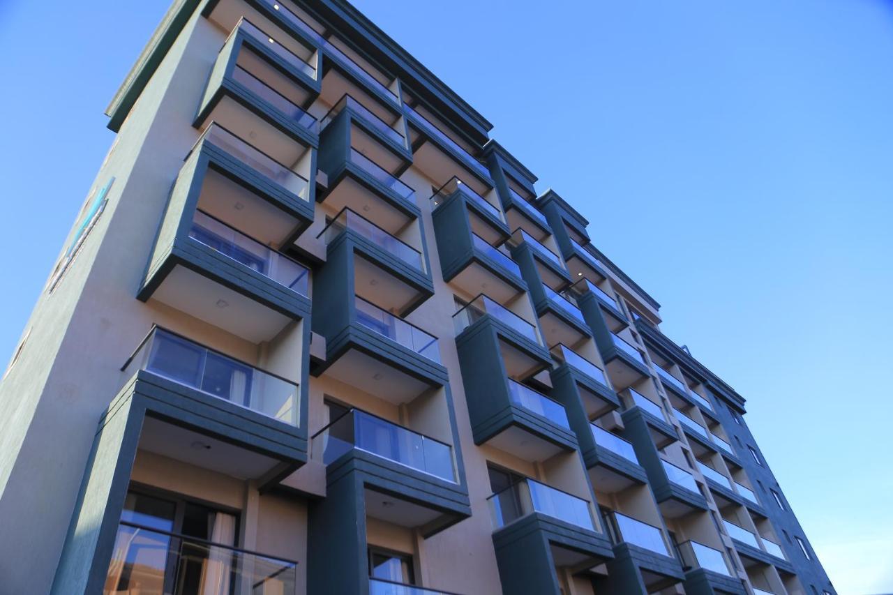 Zara Garden Hotel And Apartments Кампала Екстериор снимка