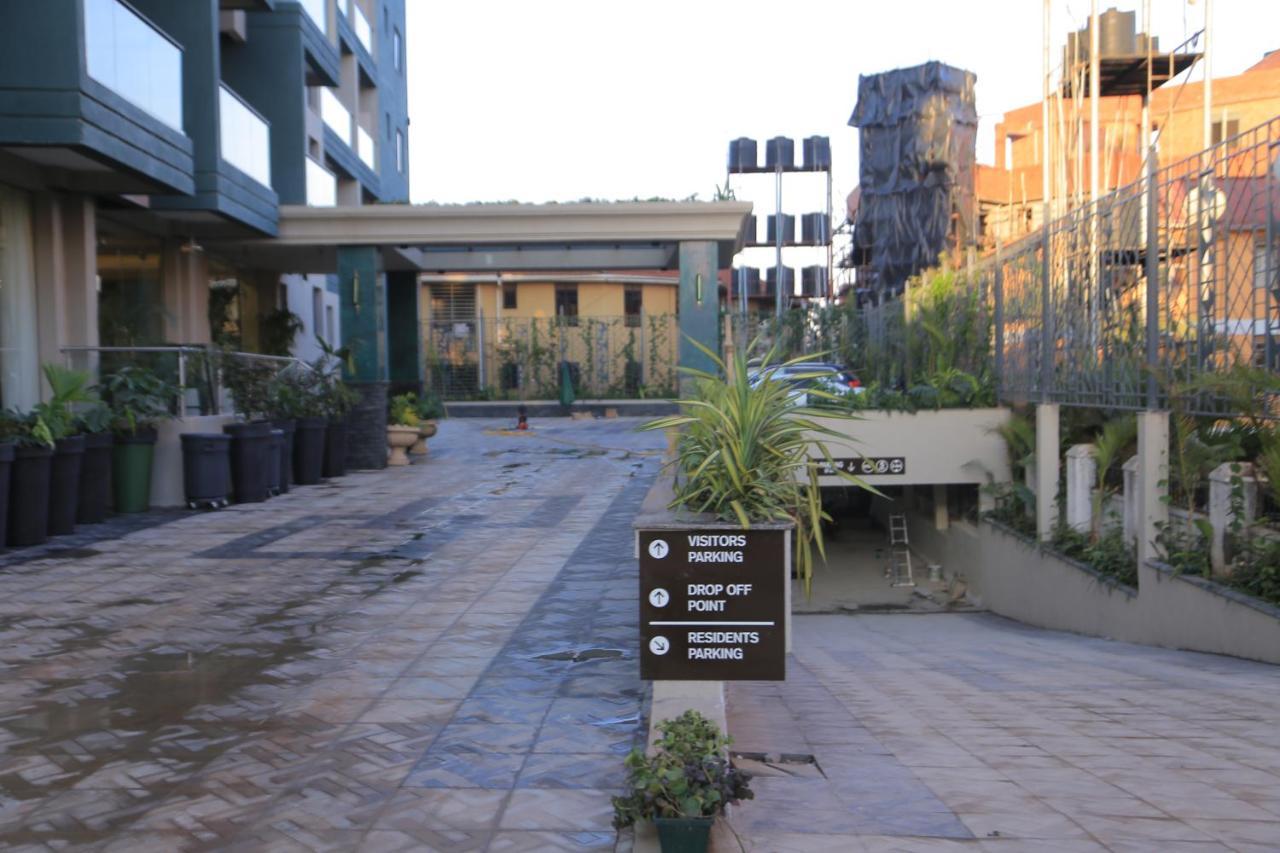 Zara Garden Hotel And Apartments Кампала Екстериор снимка