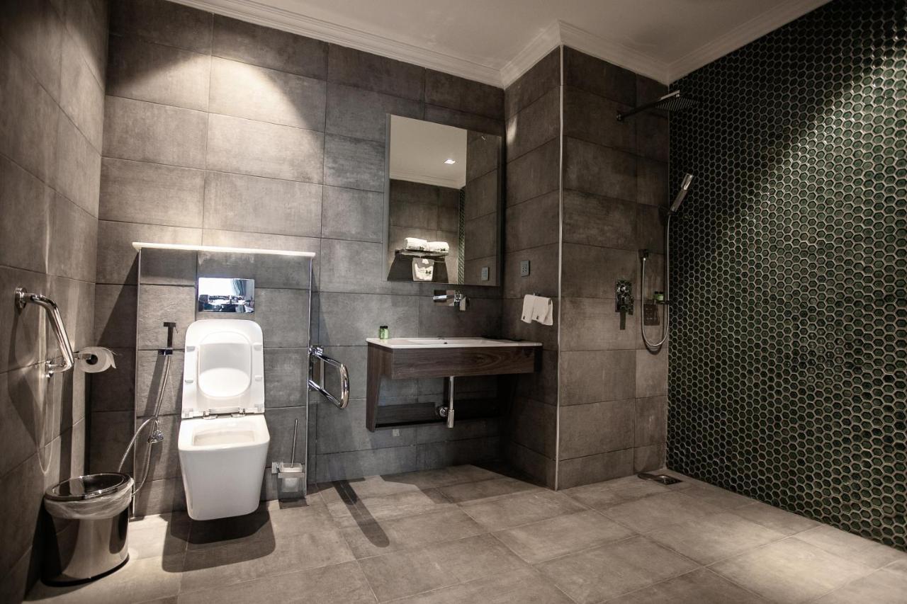 Zara Garden Hotel And Apartments Кампала Екстериор снимка