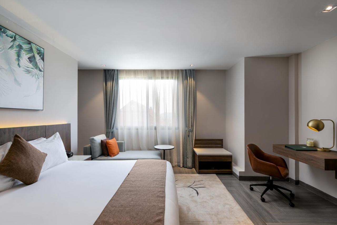 Zara Garden Hotel And Apartments Кампала Екстериор снимка