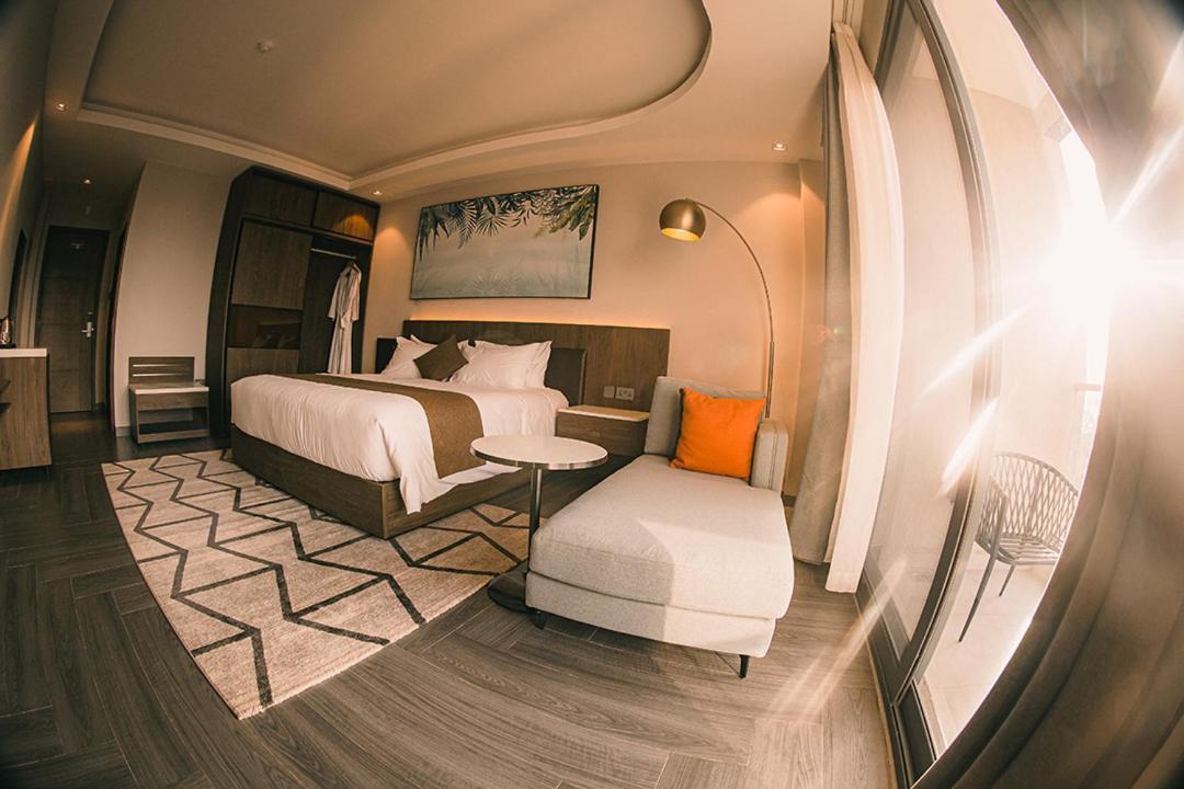 Zara Garden Hotel And Apartments Кампала Екстериор снимка